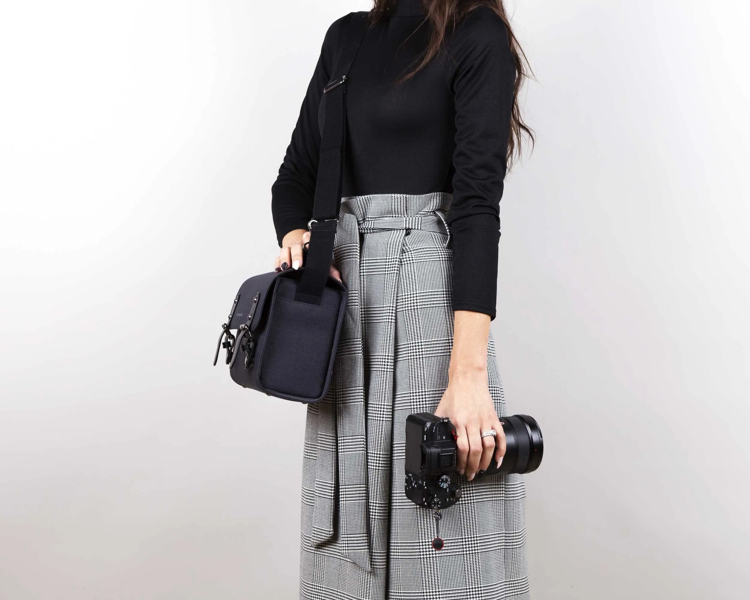 Anthracite Grey Binalpath Canvas Camera Shoulder Bag - Ace