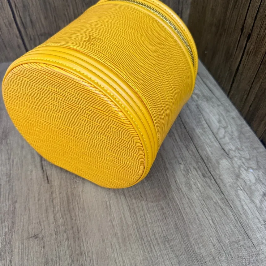 Louis Vuitton Yellow Water Ripple Fortune Bucket Bag 19cm