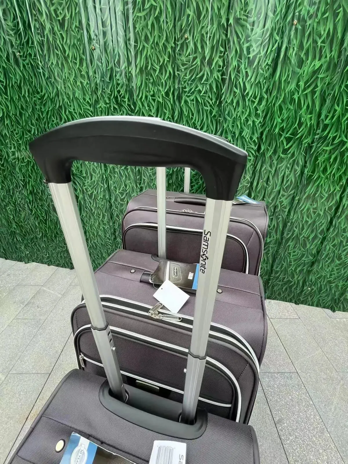 Samsonite Maybole 4 Wheels soft spinner