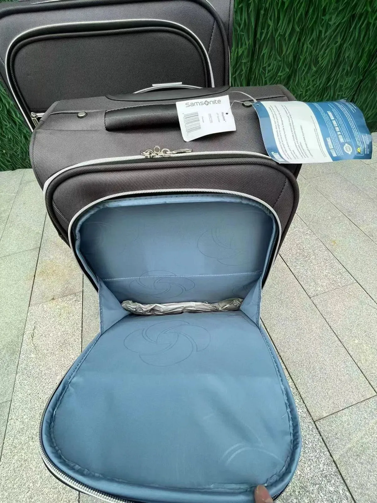 Samsonite Maybole 4 Wheels soft spinner