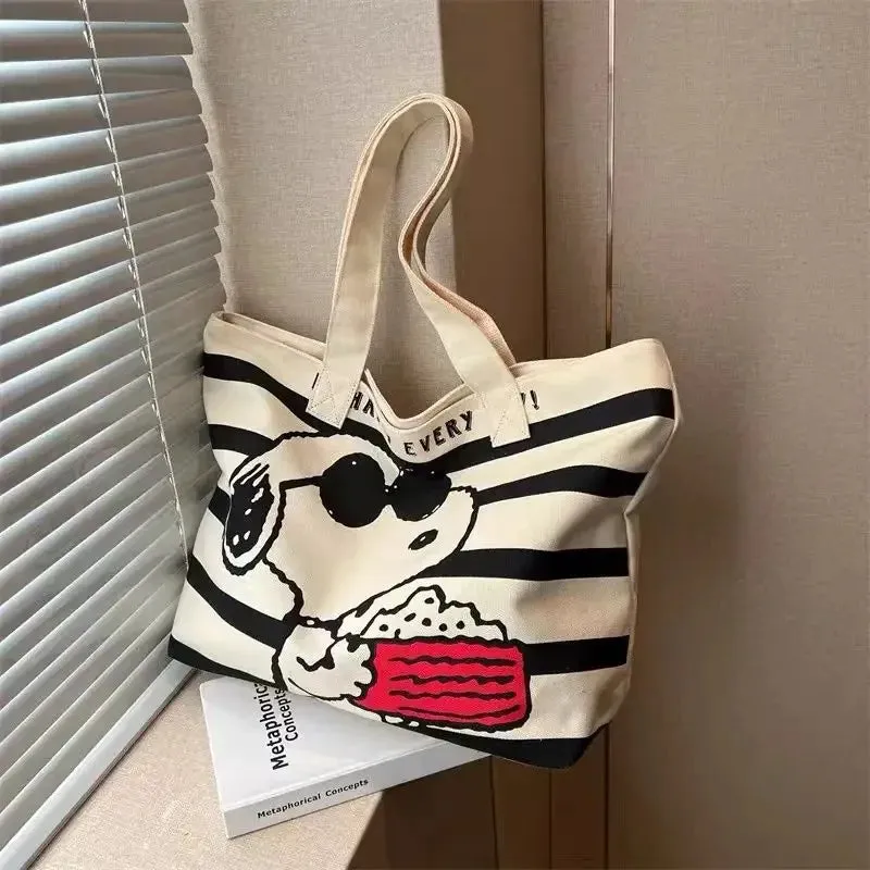Snoopy inspired womens totebag.