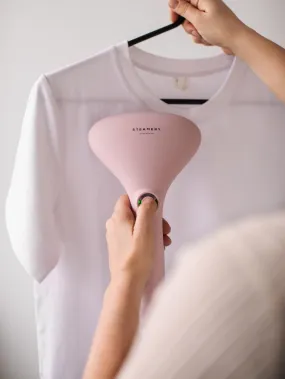 STEAMERY Cirrus No.2 Handheld Steamer in Pink
