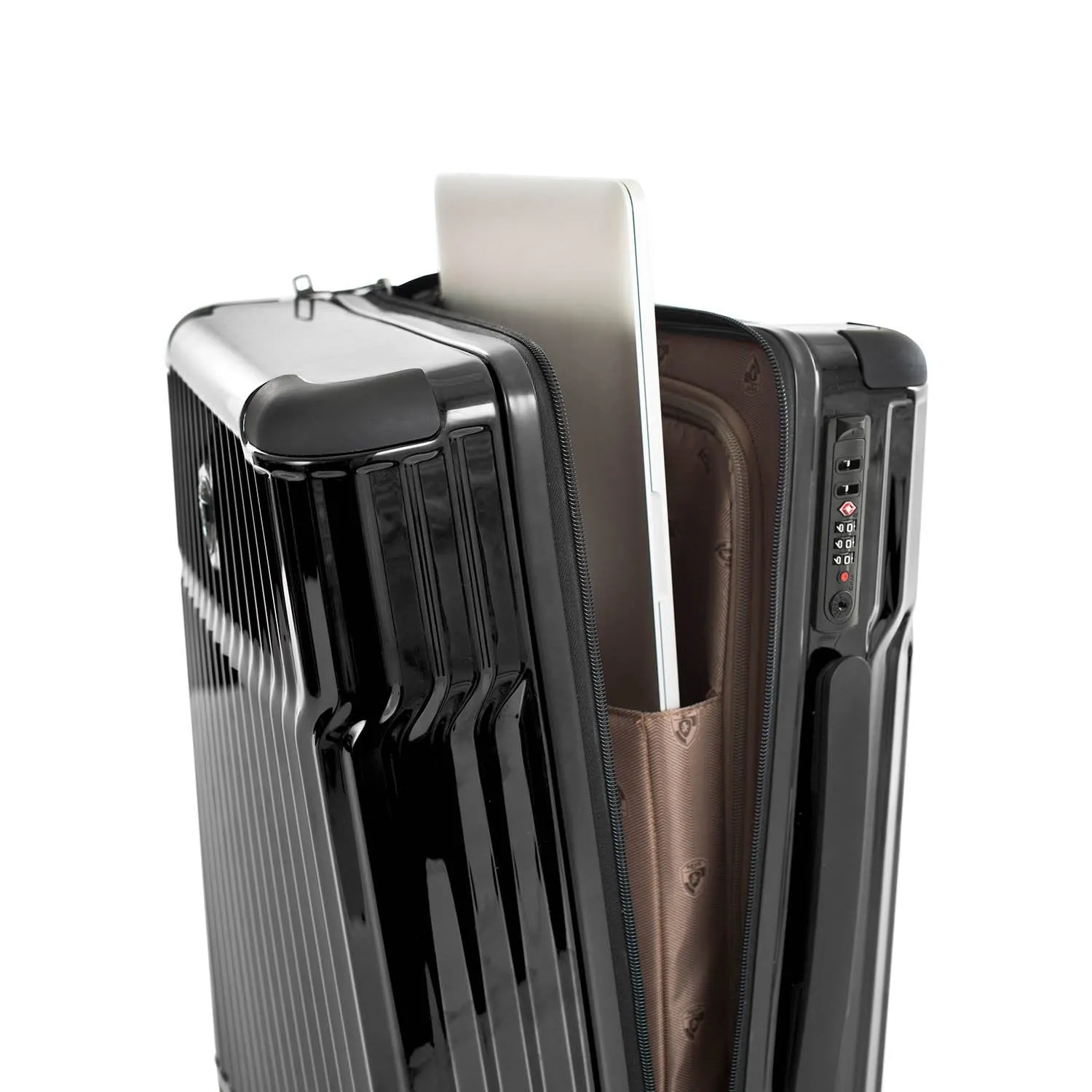 Tekno 21" Carry-on - Black